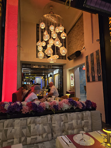 İstanbul Enjoyer Cafe & Restaurant · Fotoğraflar 25